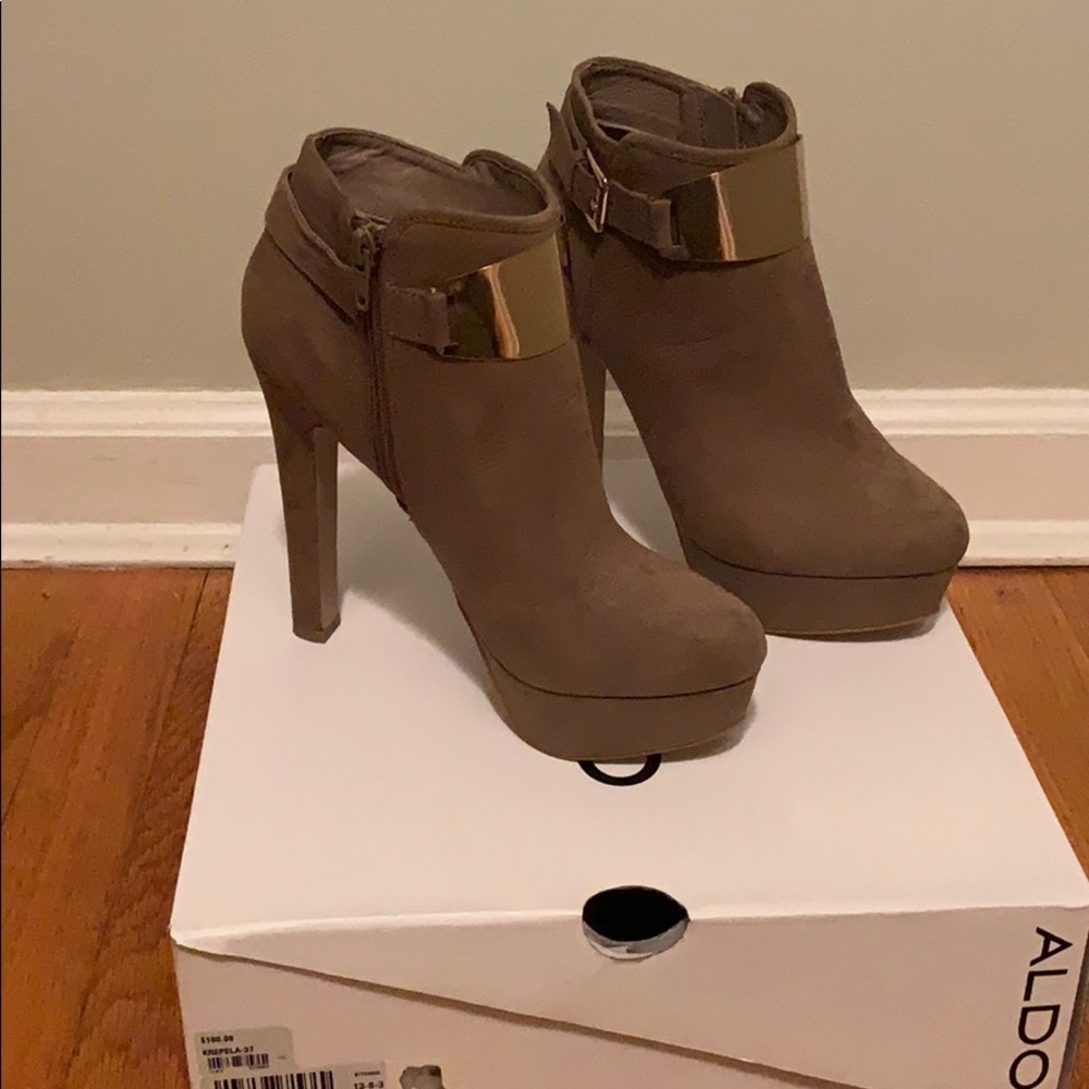 Aldo - beige heel booties